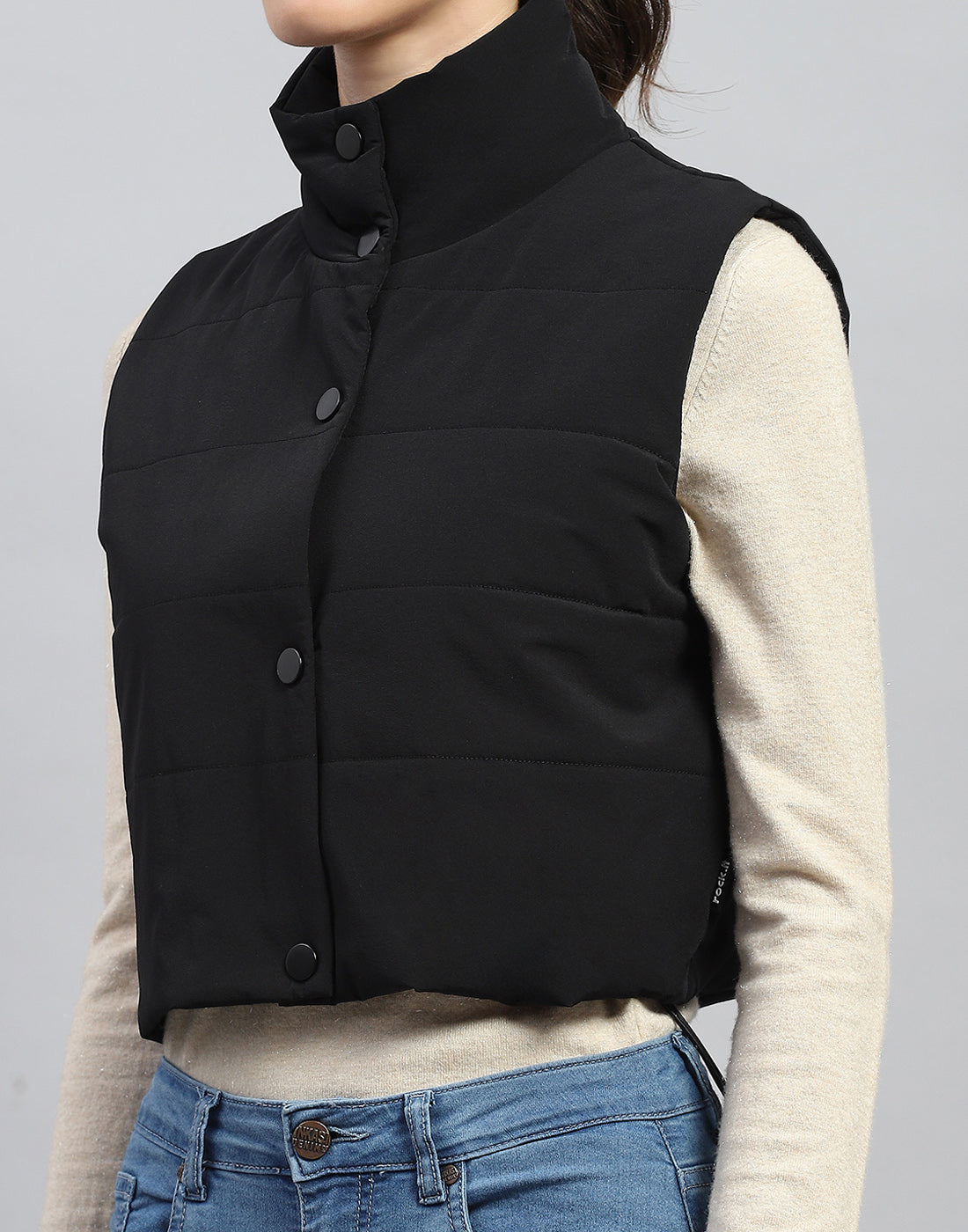 Rock.it Women Black Solid Mock Neck Sleeveless Jacket