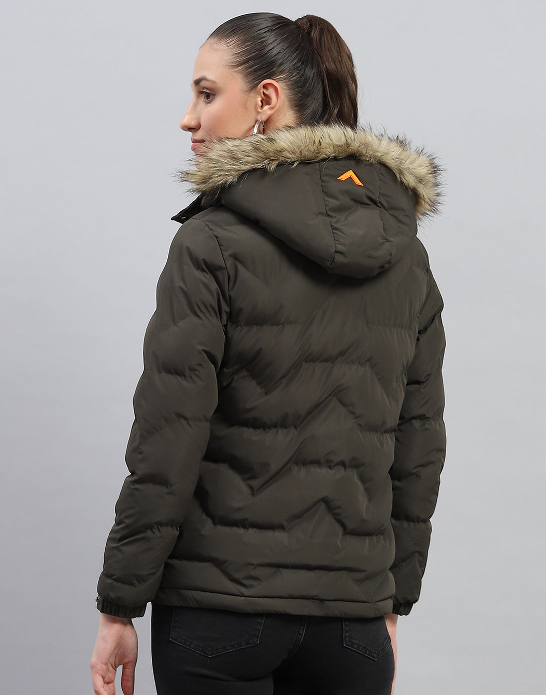 Rock.it Women Olive Solid Hooded Full Sleeve Heating Jacket