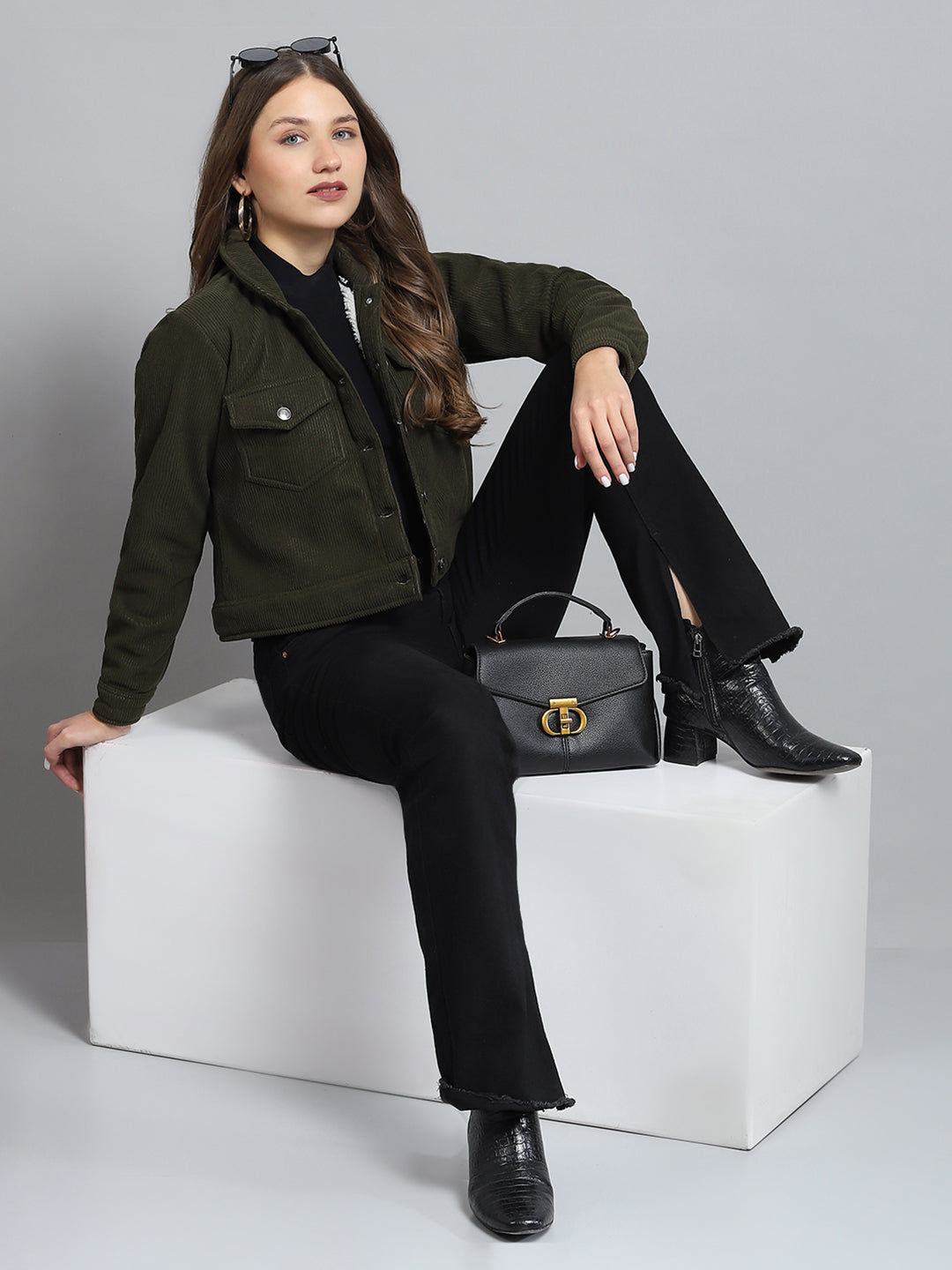 Rock.it Women Olive Solid Collar Full Sleeve Jacket