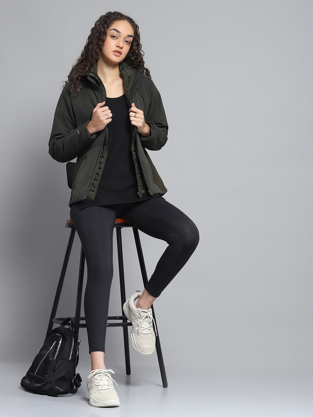 Rock.it Women Olive Solid Detachable Hood Full Sleeve Jacket