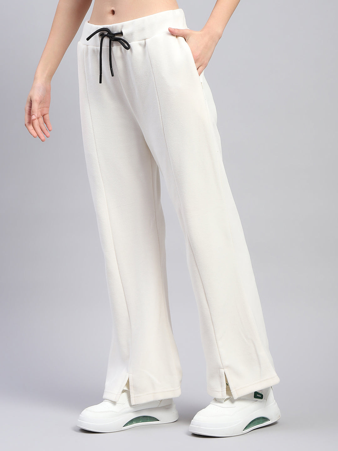 Rock.it Women White Solid Collar Full Sleeve Tracksuit