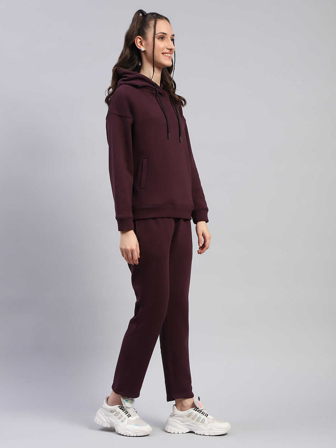 Rock.it Women Maroon Solid Hooded Full Sleeve Tracksuit