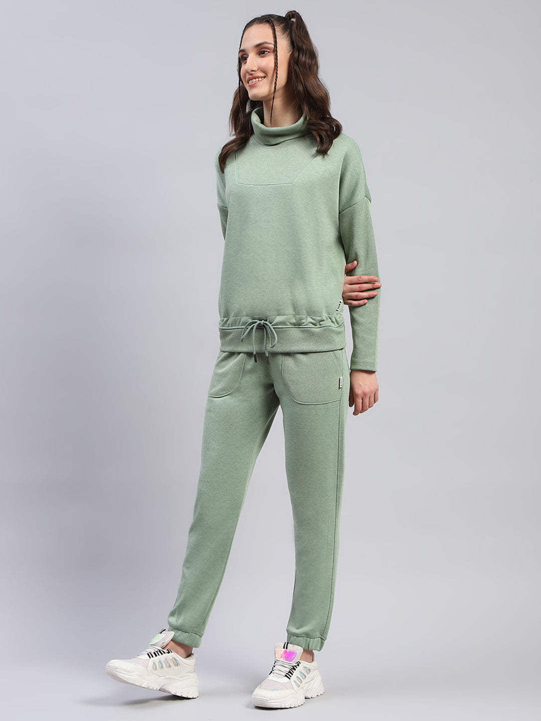 Rock.it Women Green Solid High Neck Full Sleeve Tracksuit