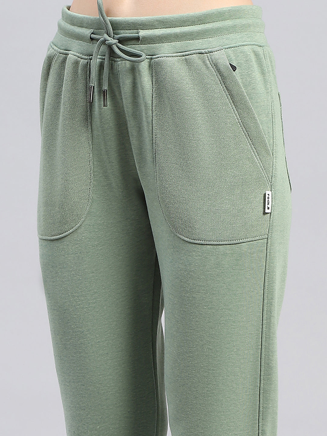 Rock.it Women Green Solid High Neck Full Sleeve Tracksuit