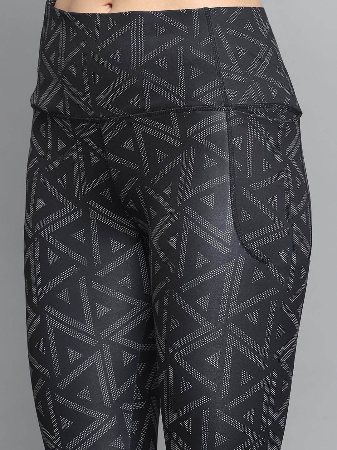 Rock.it Women Black Printed Mock Neck Full Sleeve Tracksuit