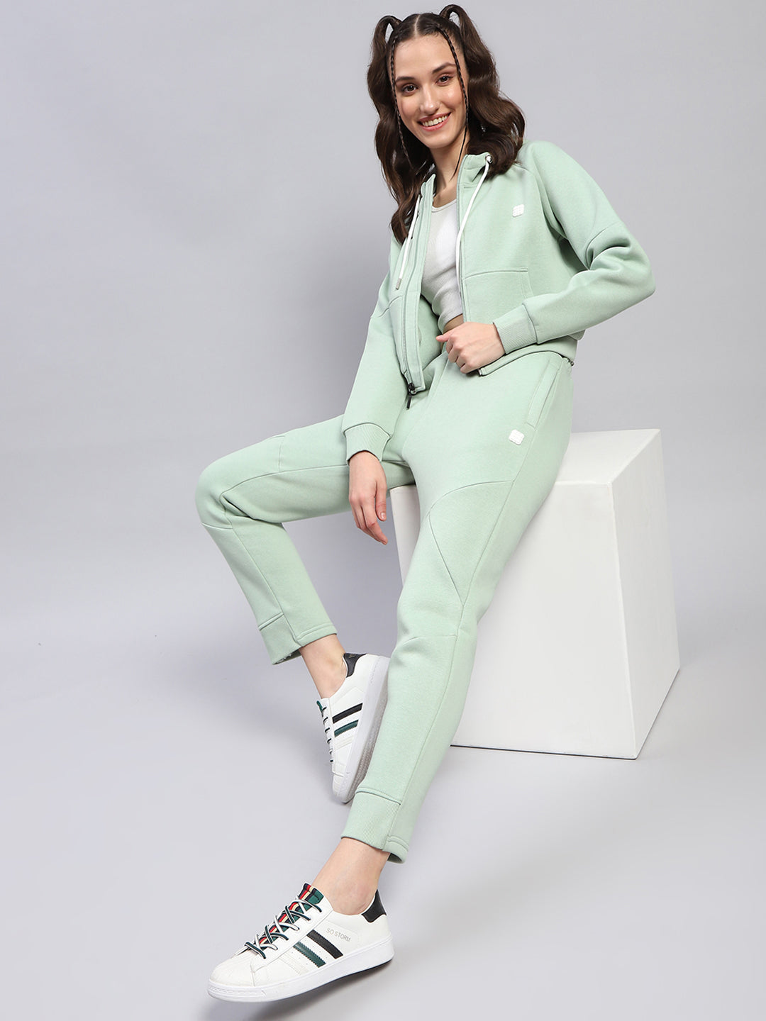 Rock.it Women Green Solid Hooded Full Sleeve Tracksuit