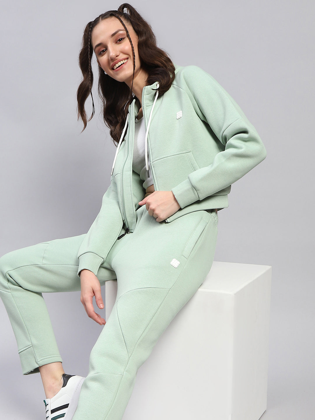 Rock.it Women Green Solid Hooded Full Sleeve Tracksuit
