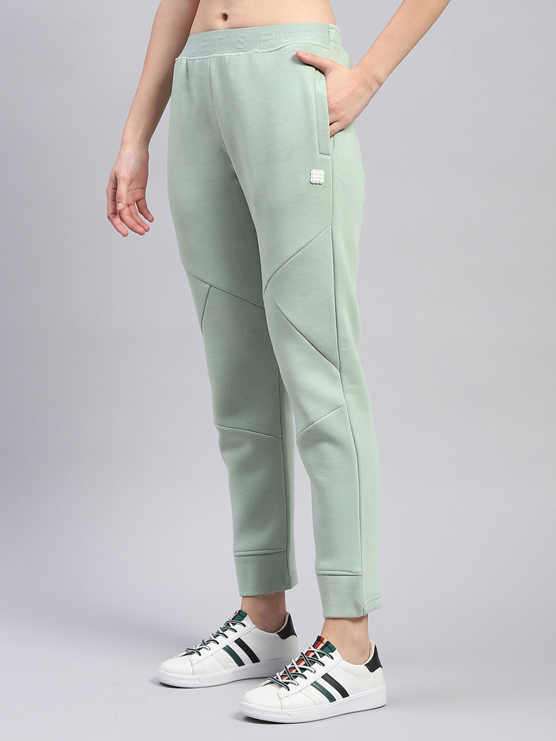 Rock.it Women Green Solid Hooded Full Sleeve Tracksuit