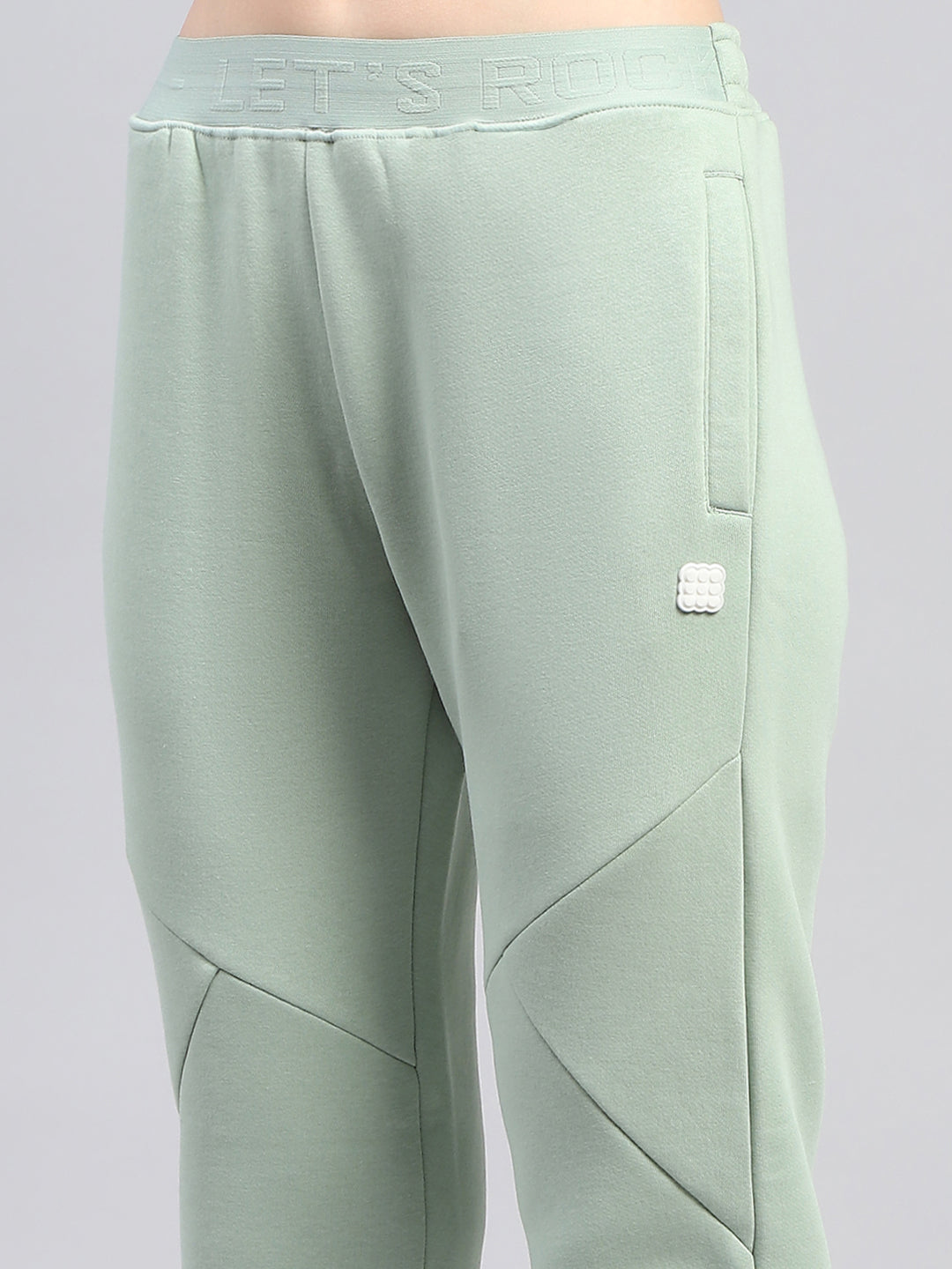 Rock.it Women Green Solid Hooded Full Sleeve Tracksuit