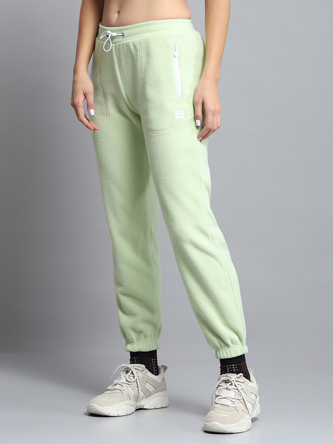 Rock.it Women Green Solid Mock Neck Full Sleeve Tracksuit