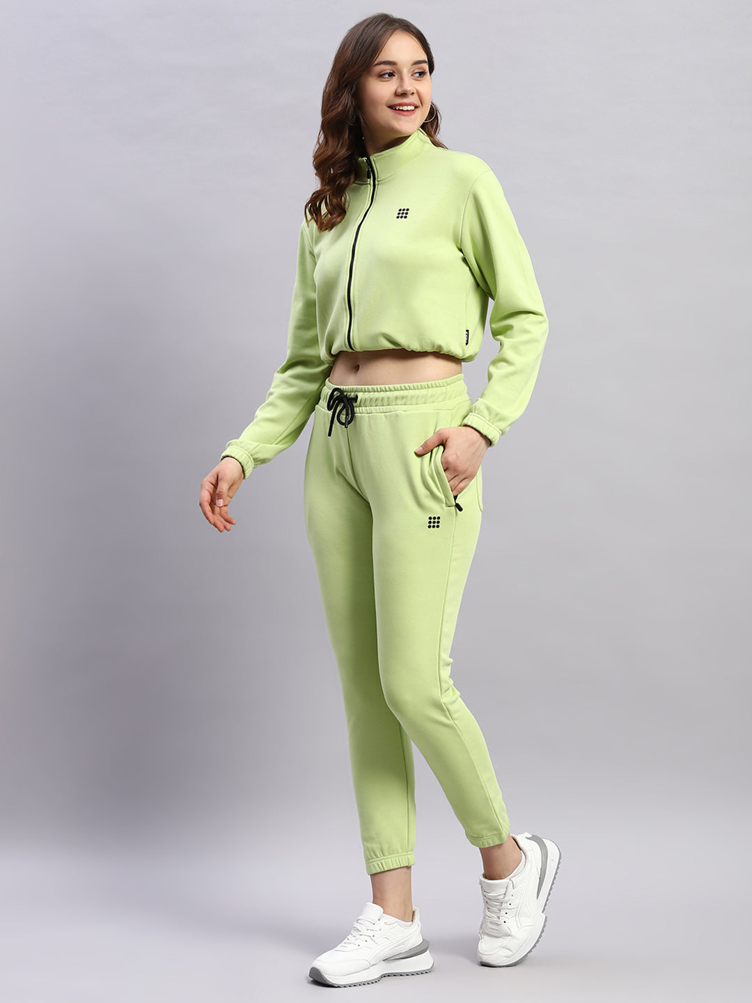 Rock.it Women Green Solid Mock Neck Full Sleeve Tracksuit