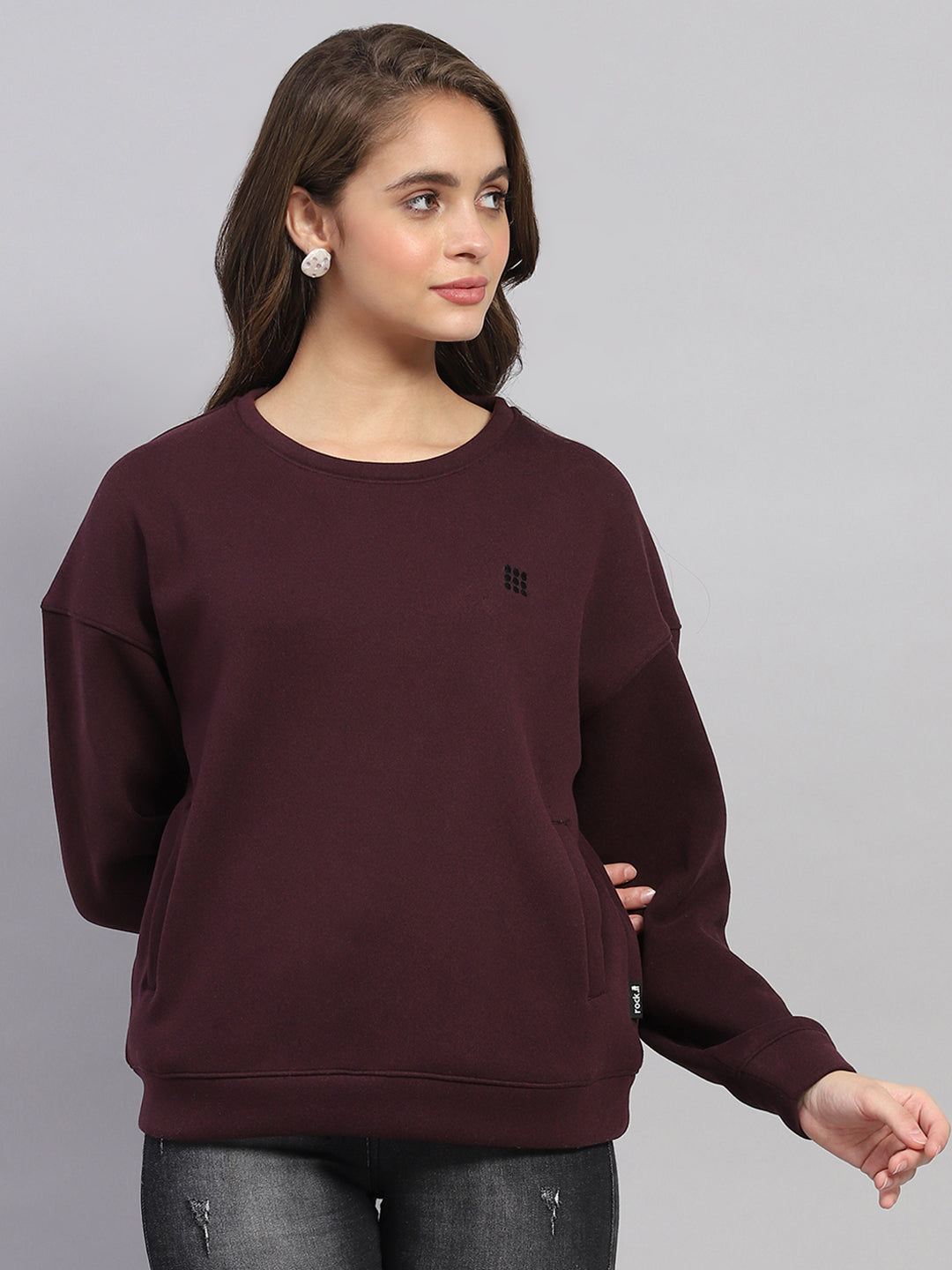Rock.it Women Maroon Solid Round Neck Full Sleeve Sweatshirt