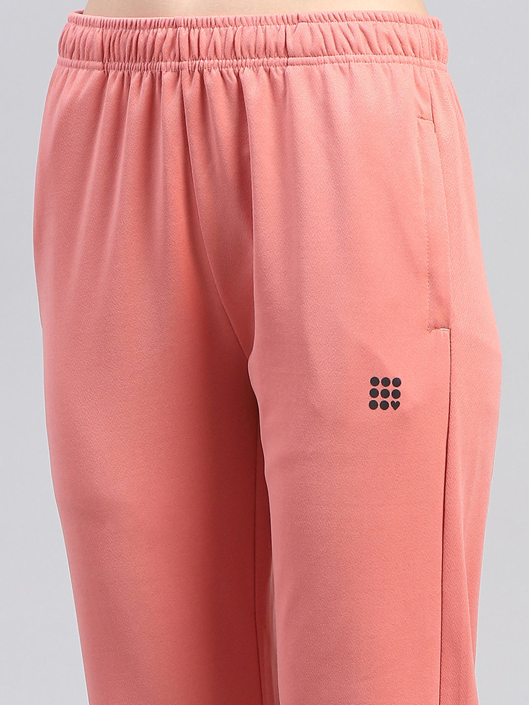 Rock.it Women Peach Solid Hooded Full Sleeve Tracksuit