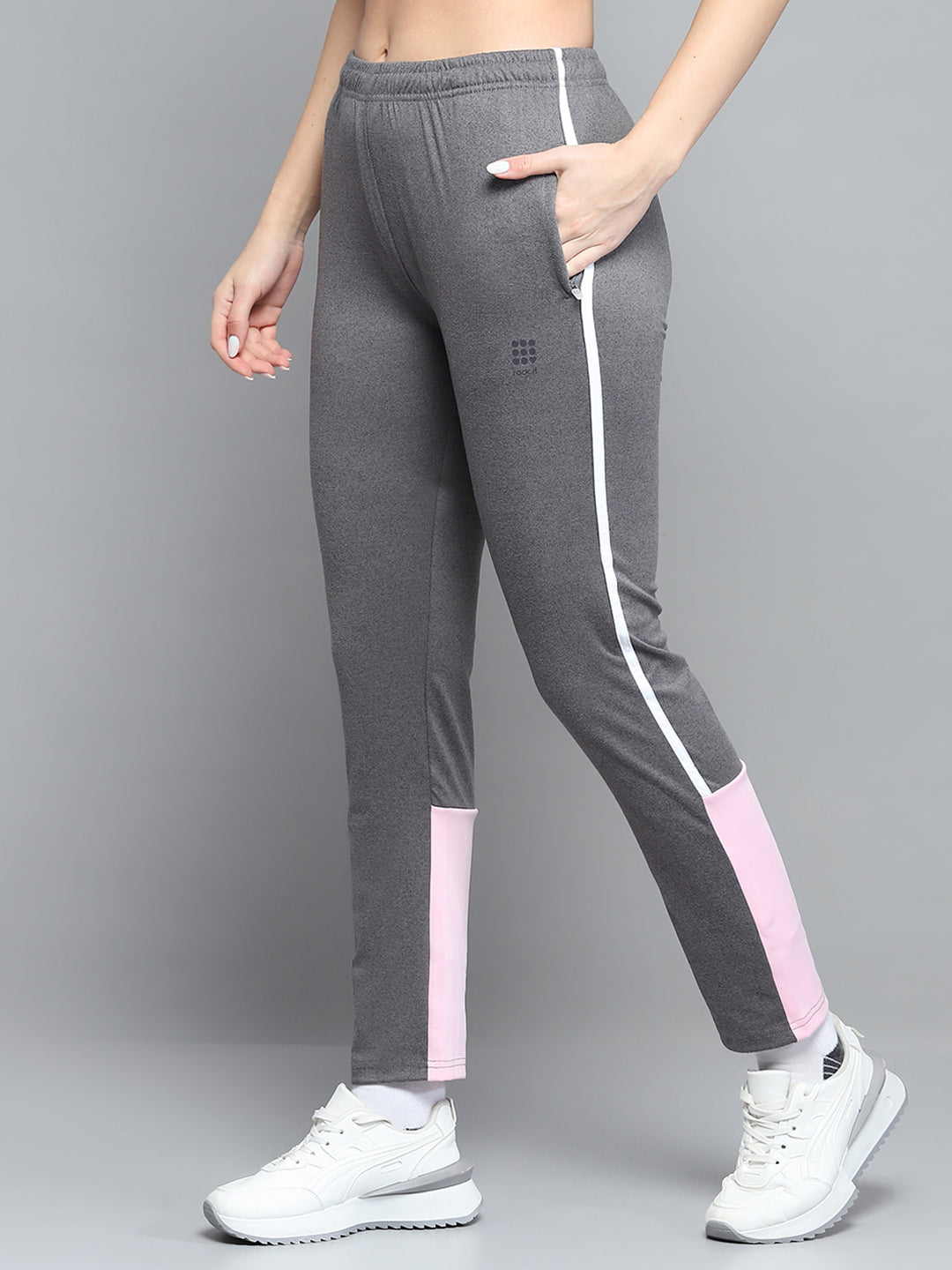 Rock.it Women Pink Solid Hooded Full Sleeve Tracksuit