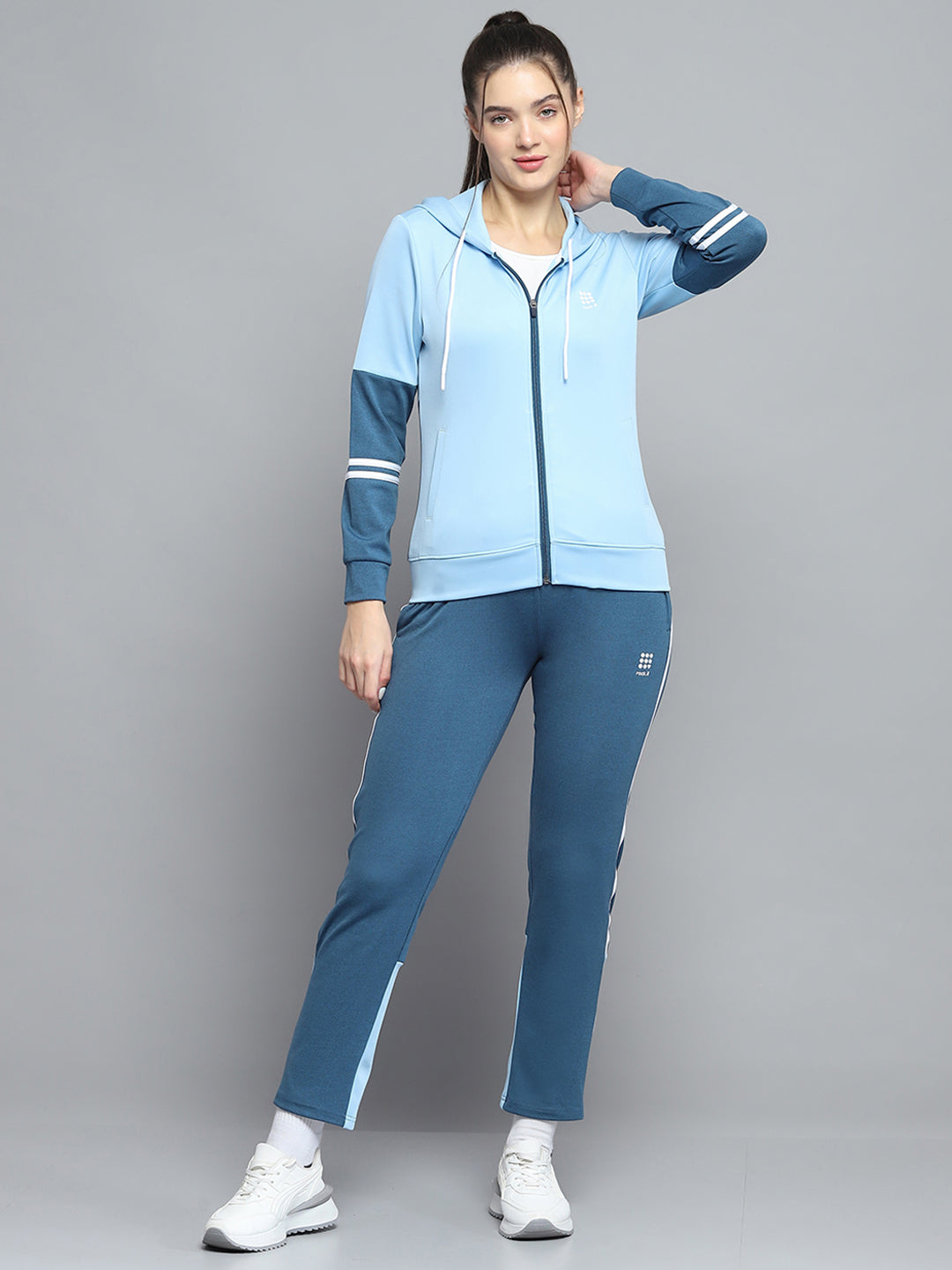 Rock.it Women Blue Solid Hooded Full Sleeve Tracksuit