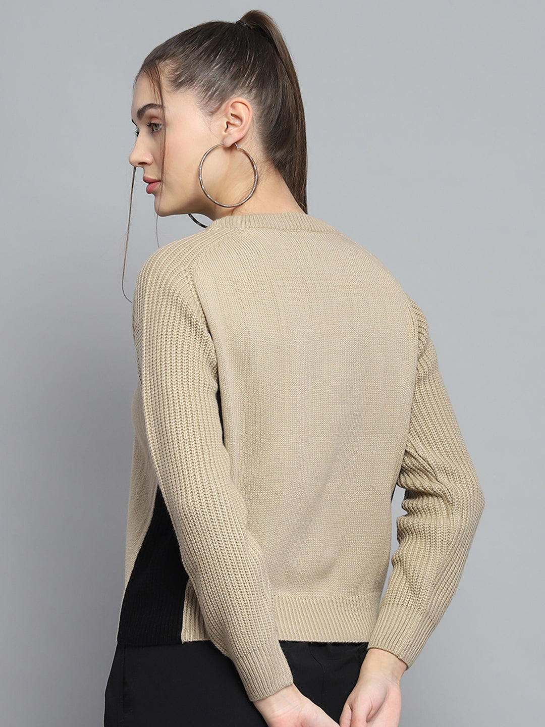 Rock.it Women Beige Solid Round Neck Full Sleeve Pullover