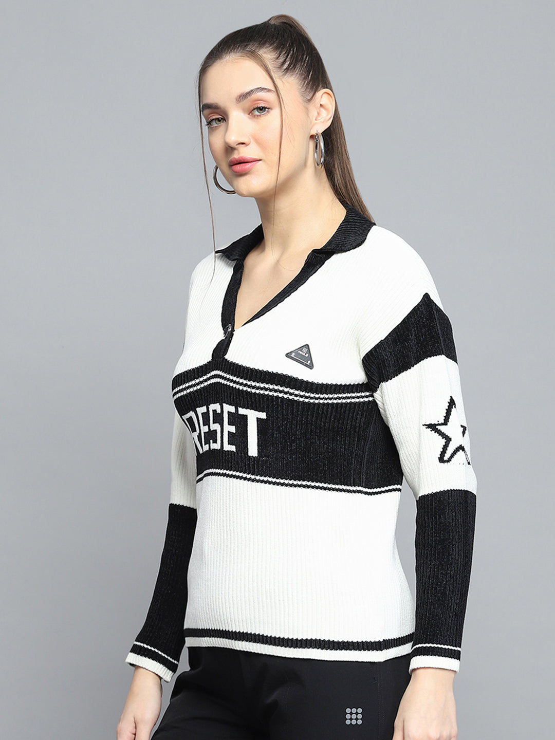 Rock.it Women White Printed Collar Full Sleeve Pullover