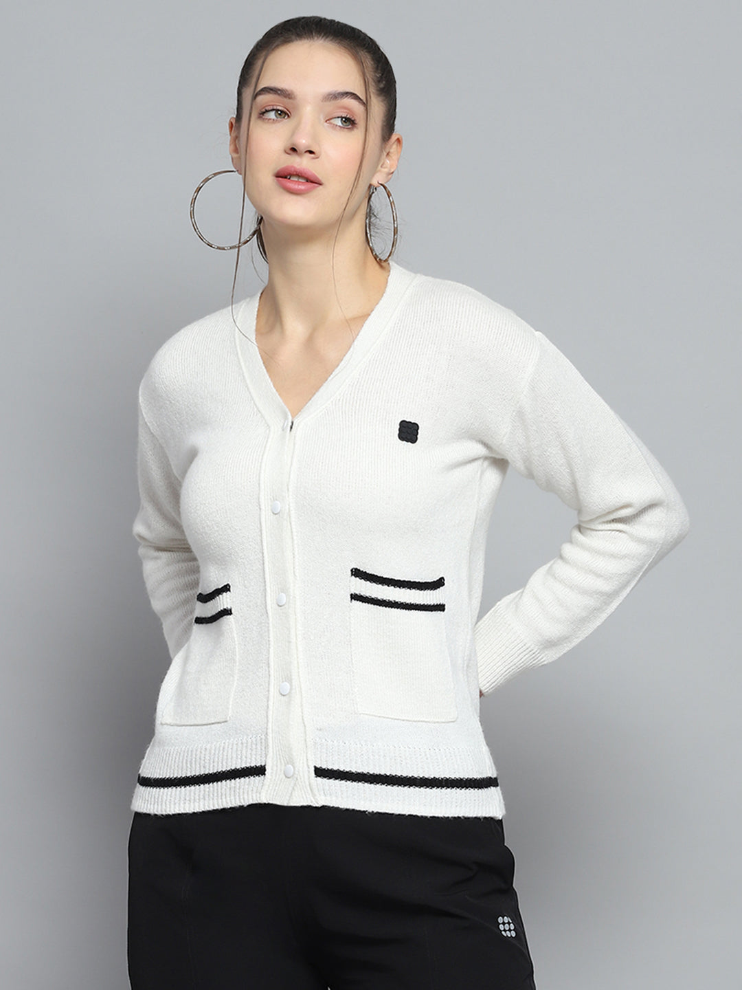 Rock.it Women White Printed V Neck Full Sleeve Pullover