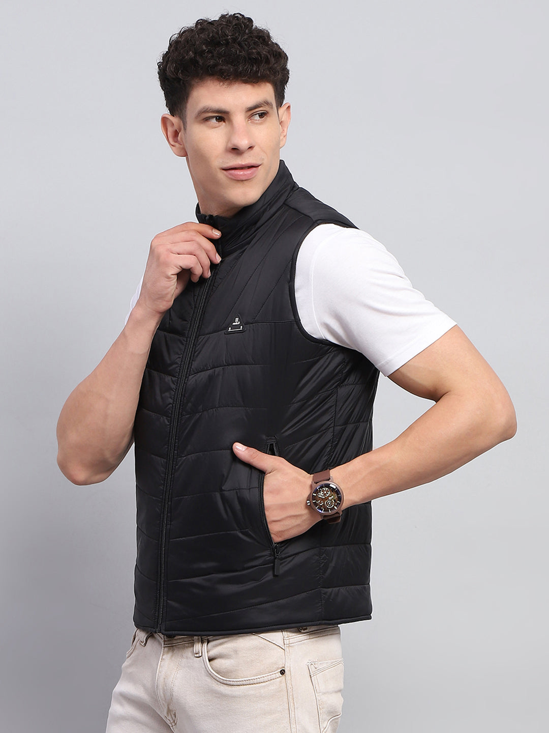 Rock.it Men Black Solid Mock Neck Sleeveless Jacket