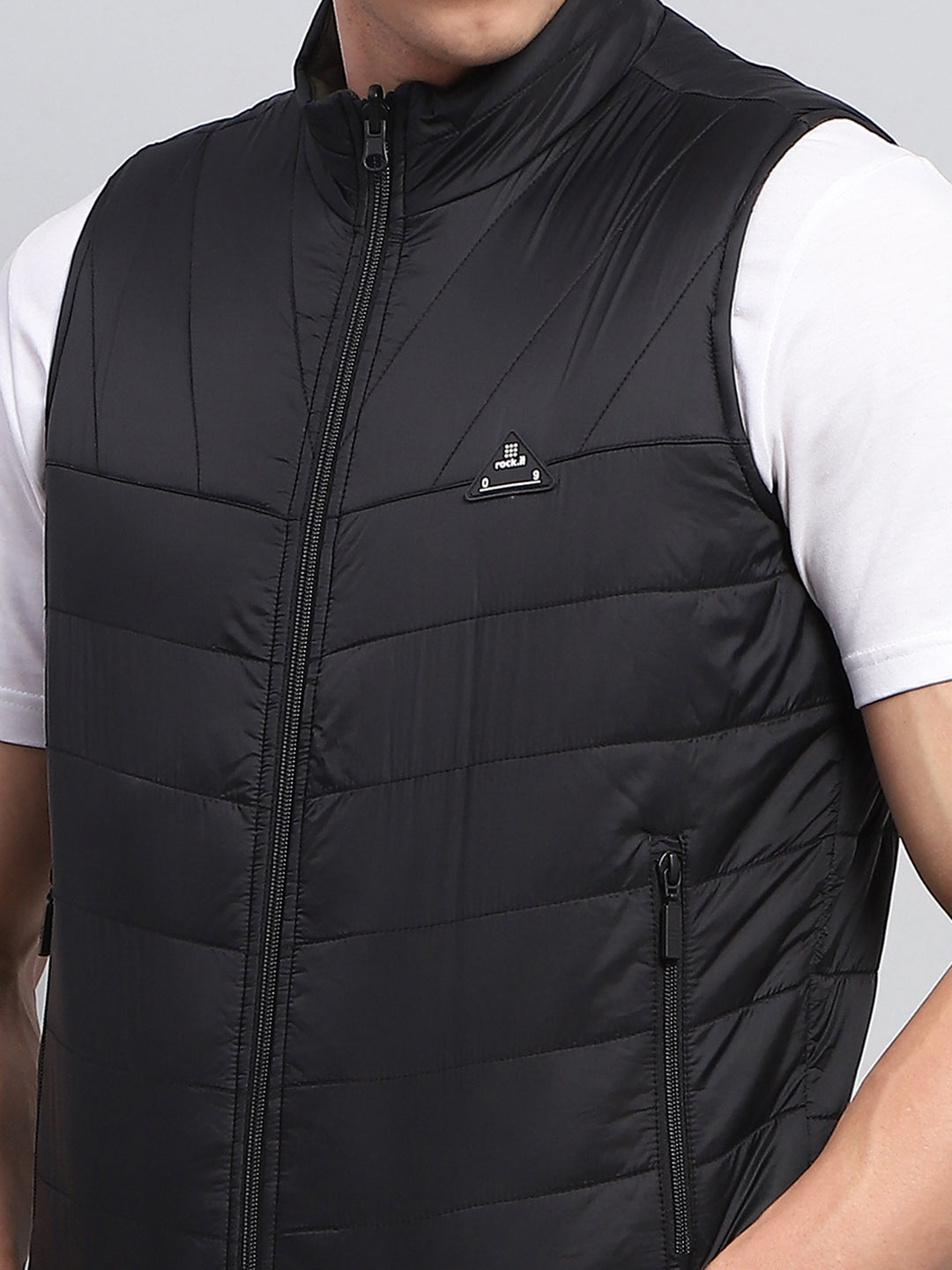 Rock.it Men Black Solid Mock Neck Sleeveless Jacket