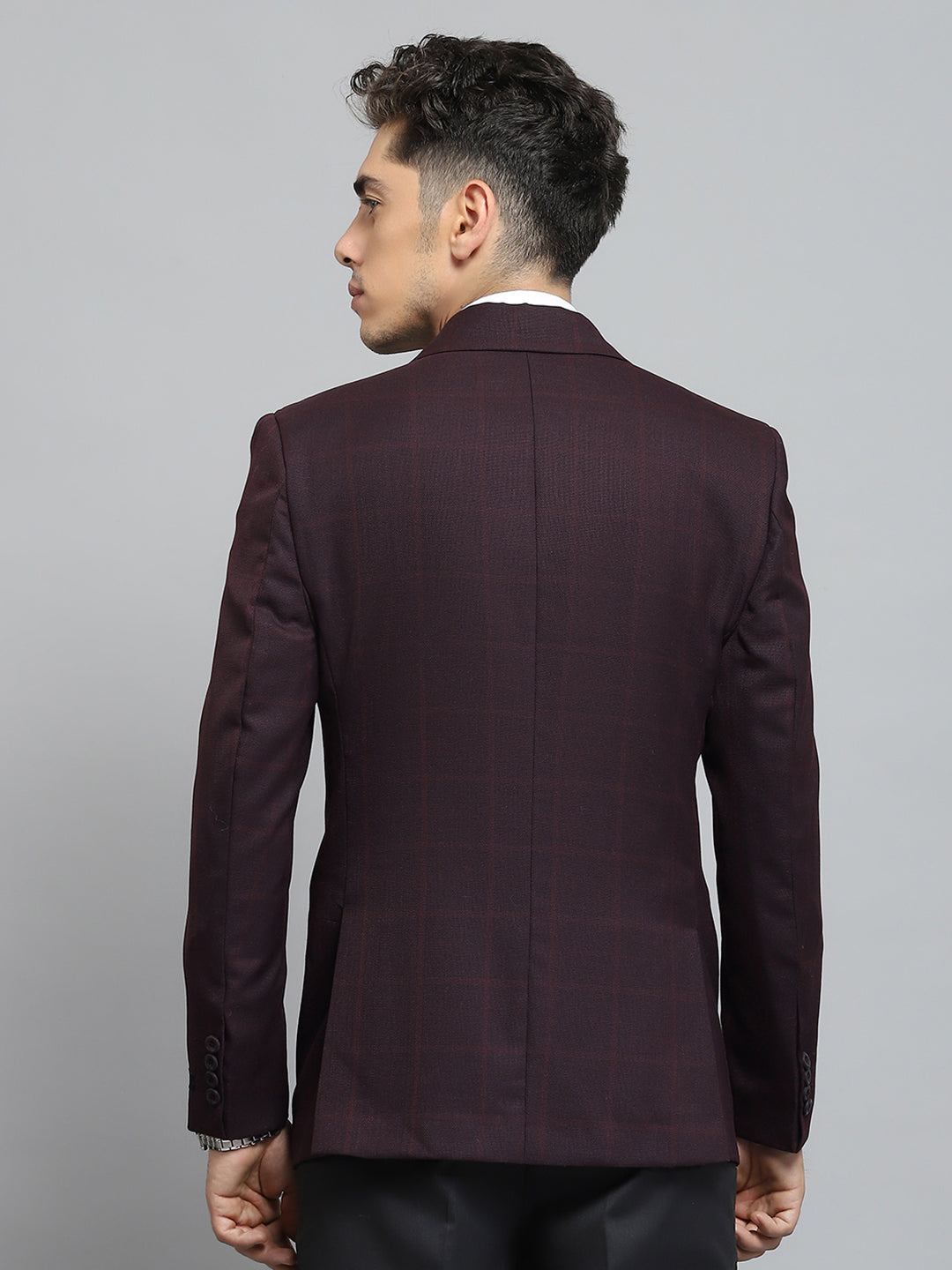 Men Maroon Solid Notch Lapel Collar Full Sleeve Blazer