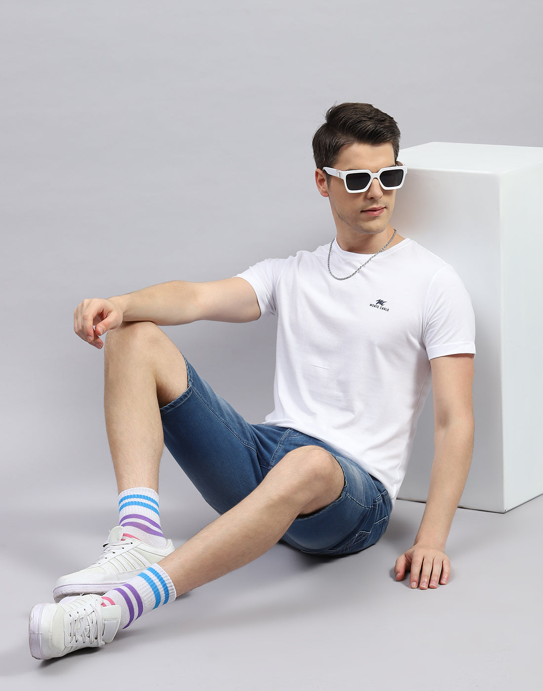 Men Navy Blue, White & Red Solid Round Neck Half Sleeve T-Shirt (Pack of 3)