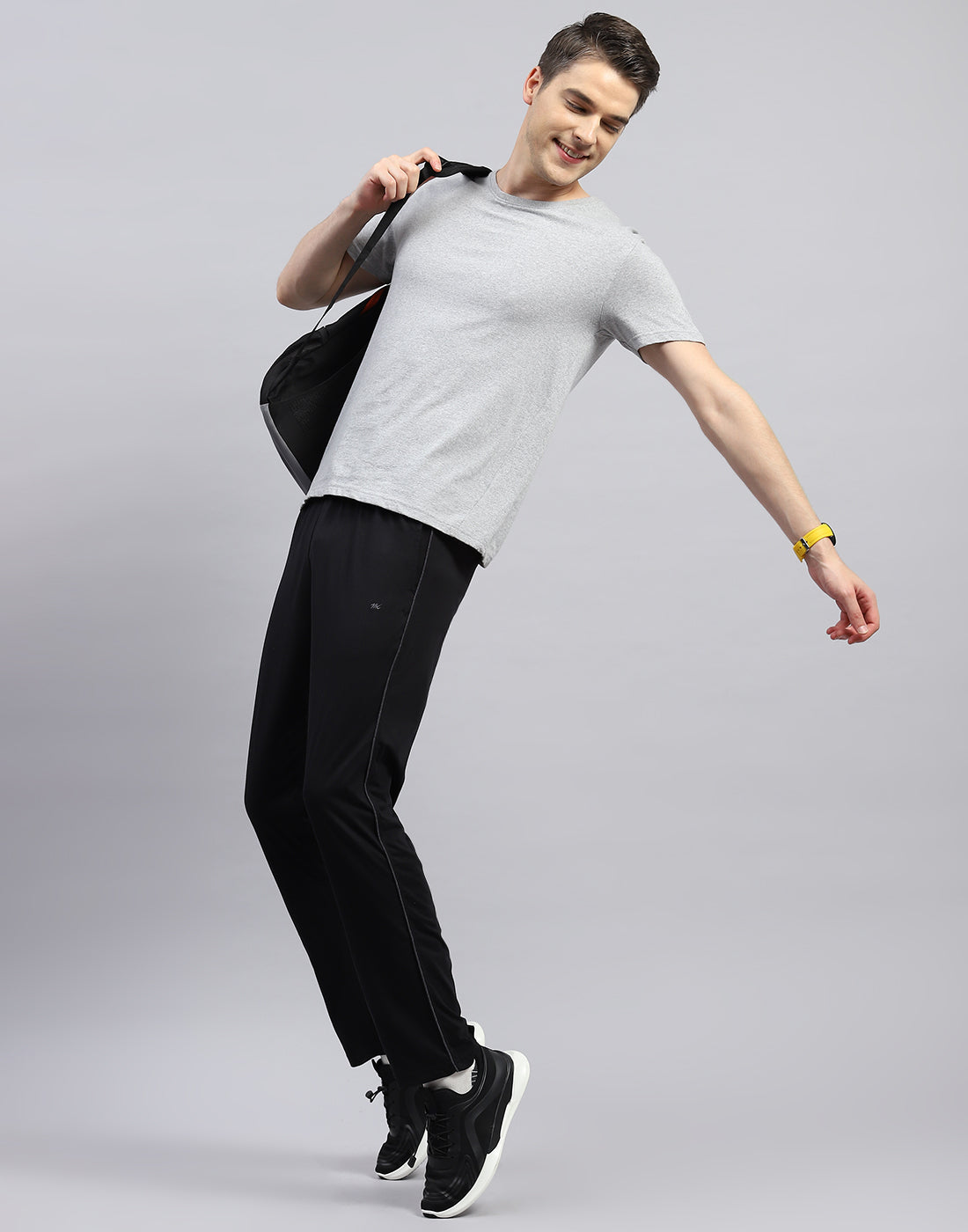 Men Black Solid Regular Fit Lower