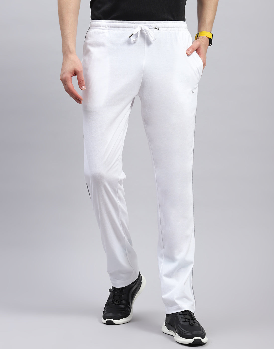 Men White Solid Regular Fit Lower