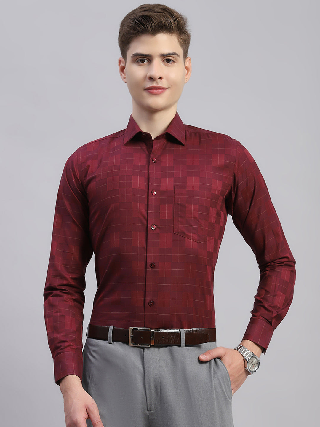 Men Maroon Solid Collar Full Sleeve Shirt