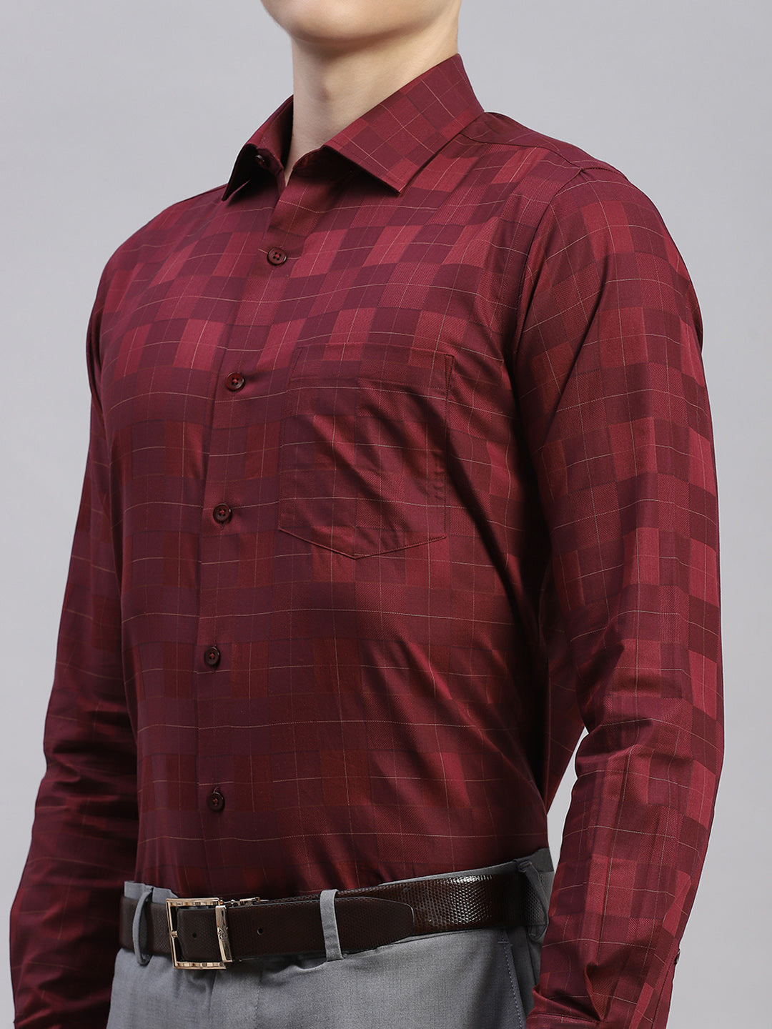 Men Maroon Solid Collar Full Sleeve Shirt