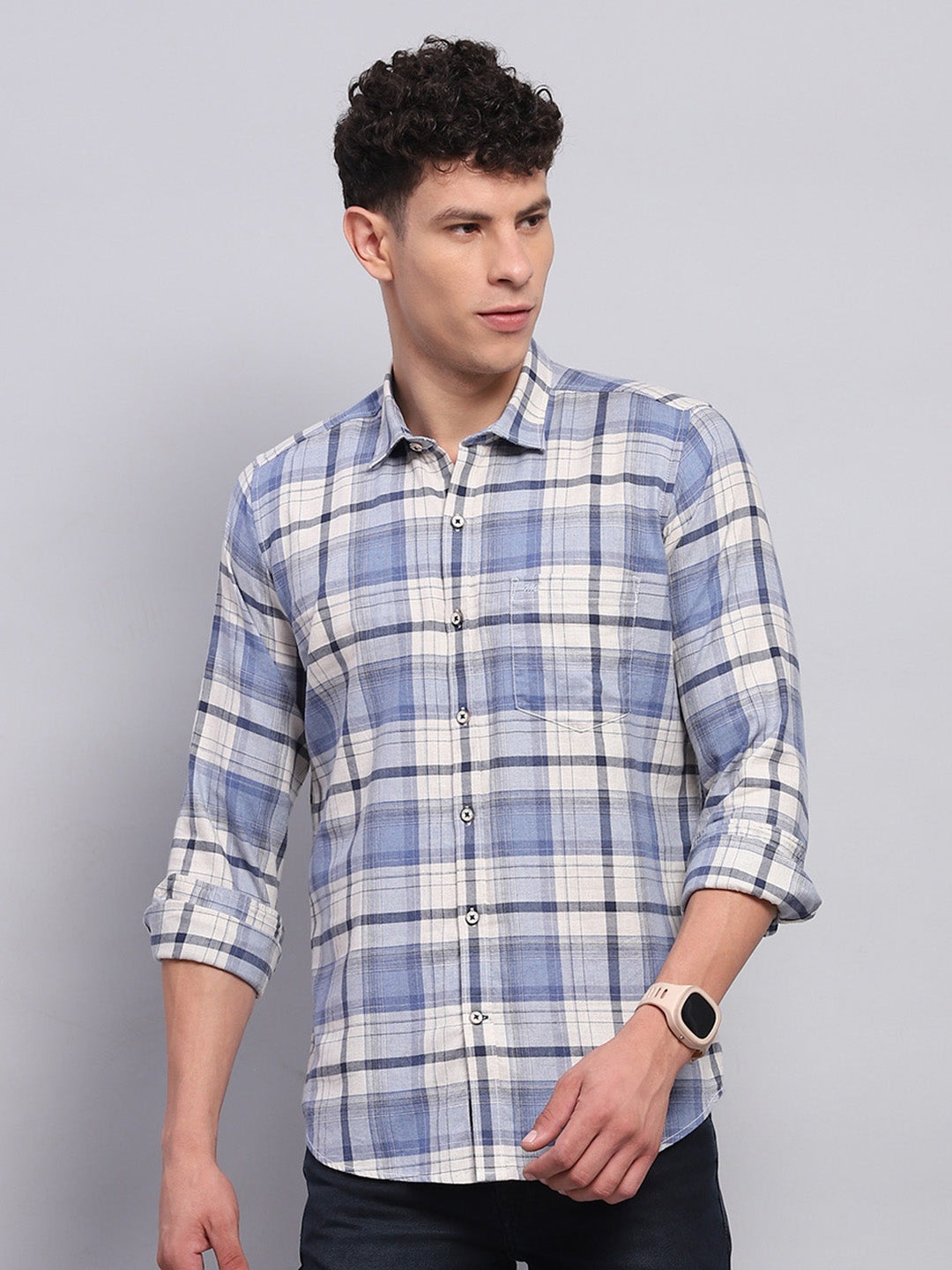 Gant Men Blue Checked Spread Collar Full Sleeves Shirt
