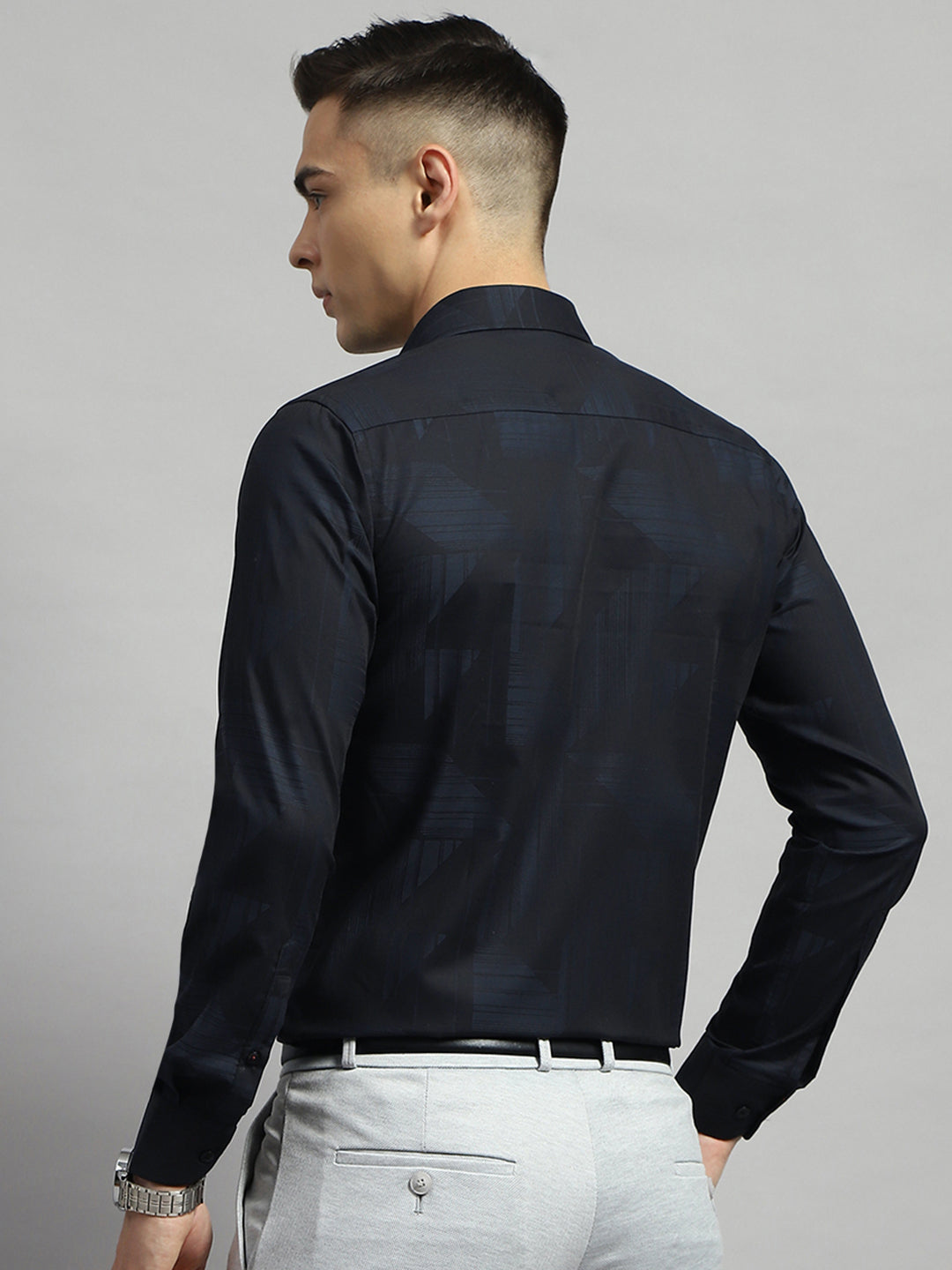 Luxuria Men Black Self Design Collar Full Sleeve Shirt