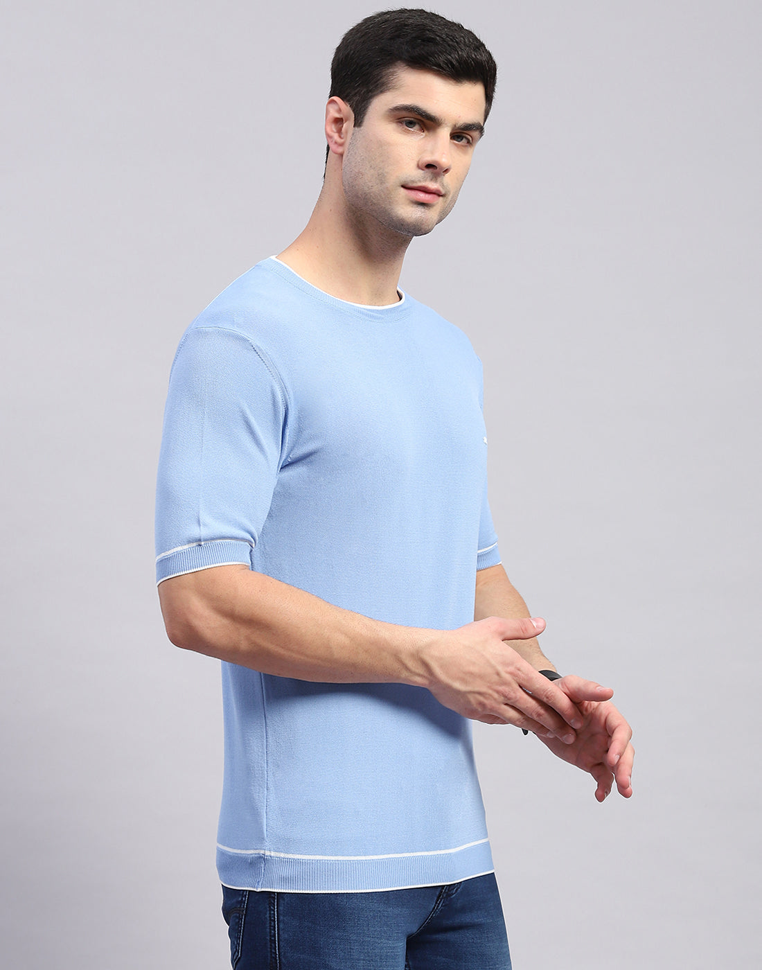 Men Blue Solid Round Neck Half Sleeve T-Shirt