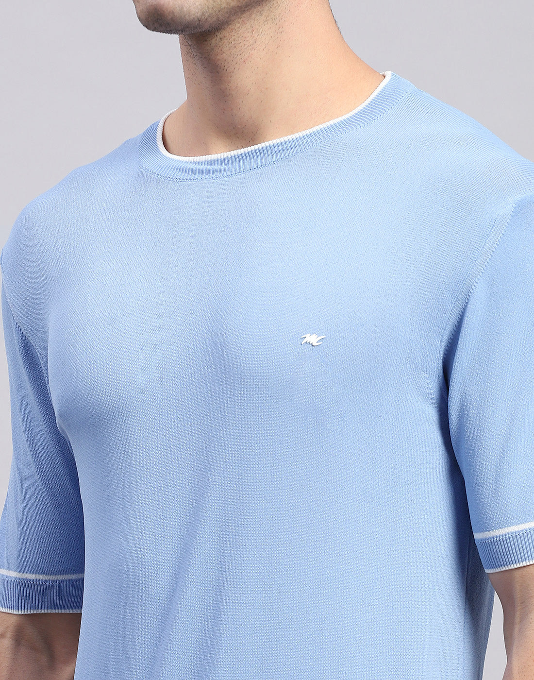 Men Blue Solid Round Neck Half Sleeve T-Shirt