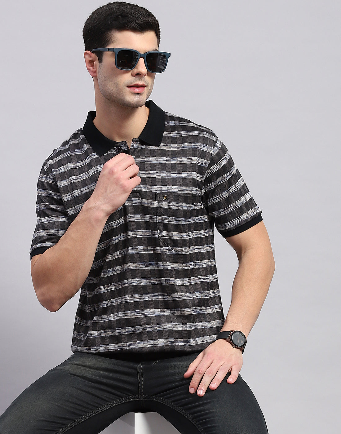 Men Black Jaquard Polo Collar Half Sleeve T-Shirt