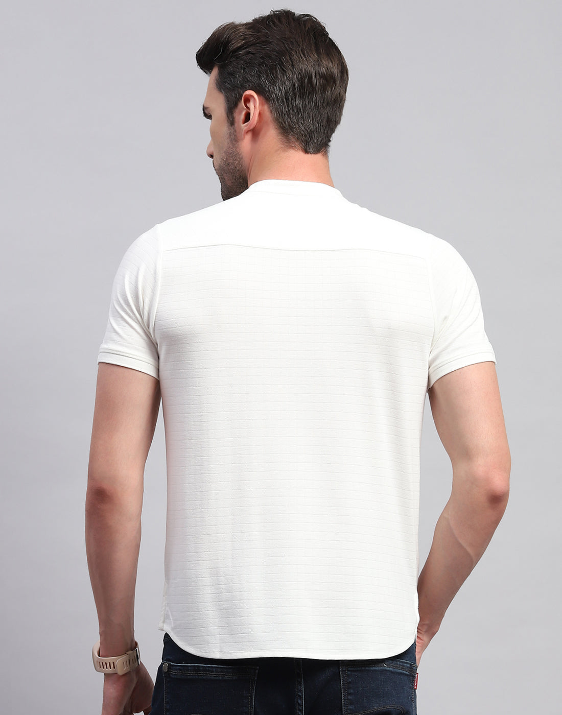 Men White Solid Band Collar Half Sleeve T-Shirt