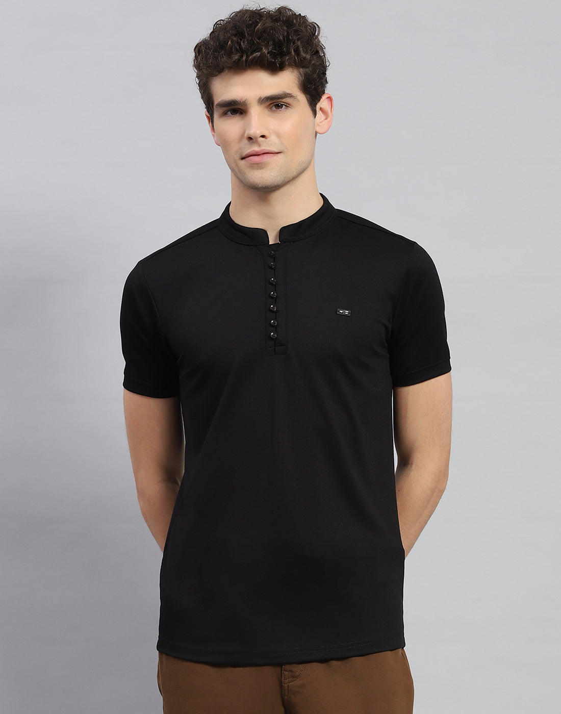 Men Black Solid Mandarin Neck Half Sleeve T-Shirt