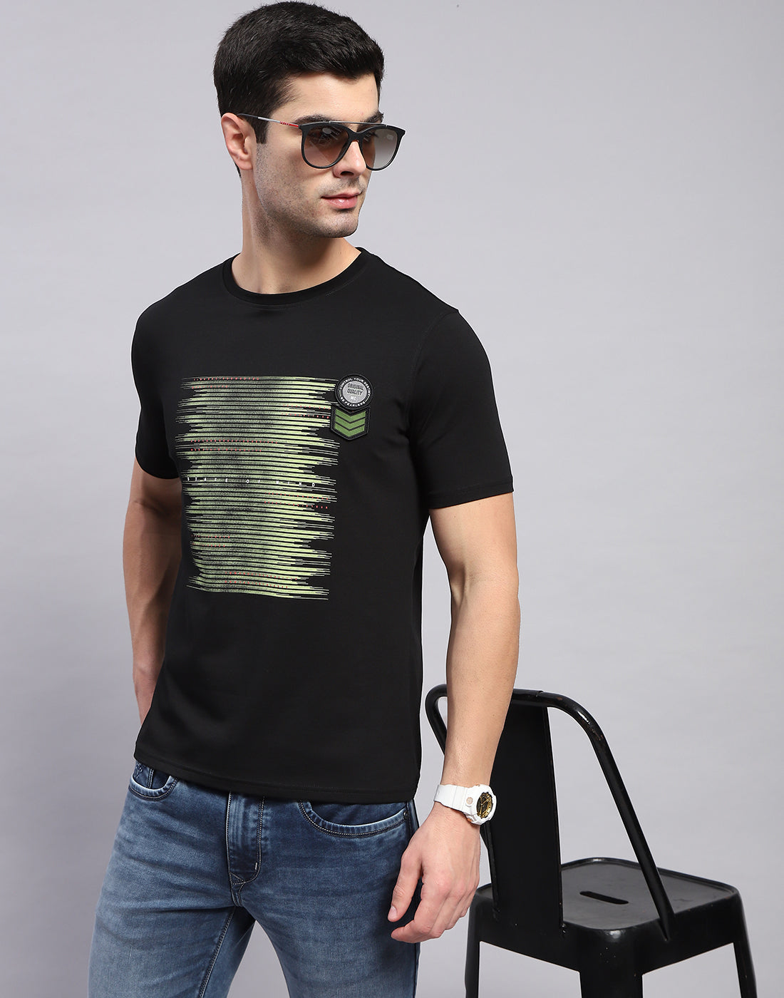 Men Black Printed Round Neck Half Sleeve T-Shirt