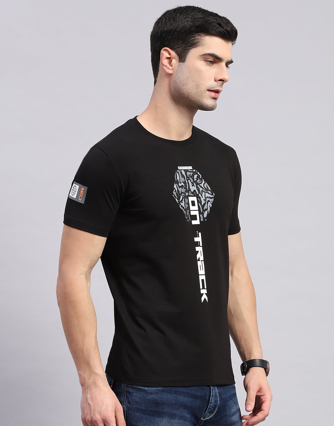 Men Black Printed Round Neck Half Sleeve T-Shirt