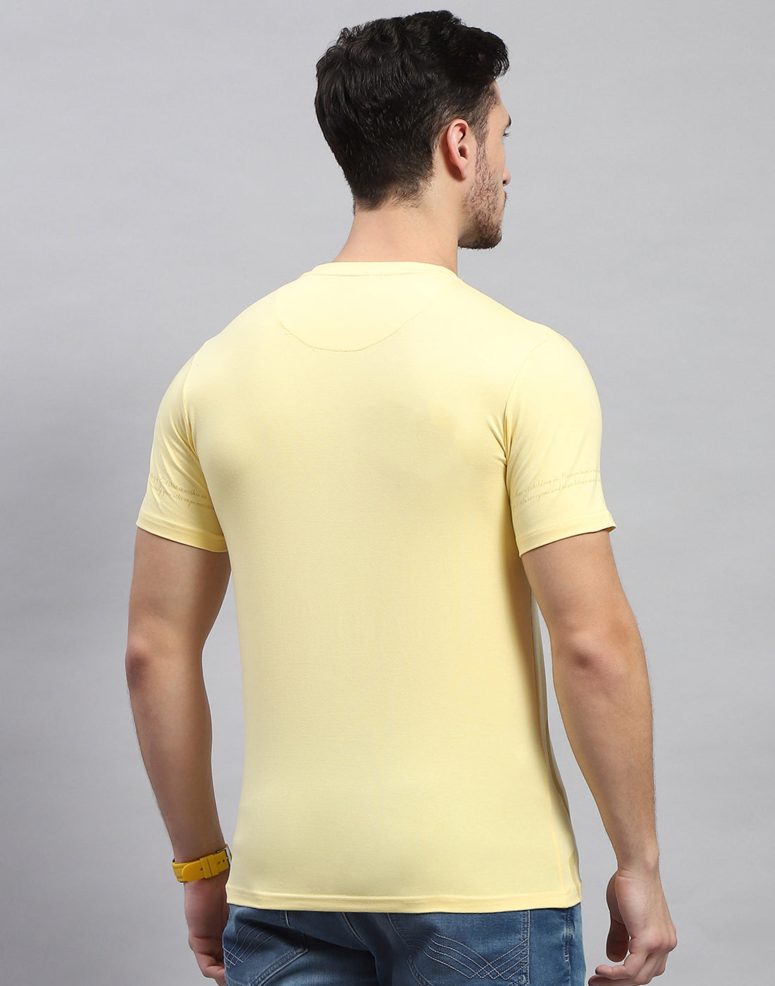 Men Yellow Printed Round Neck Half Sleeve T-Shirt