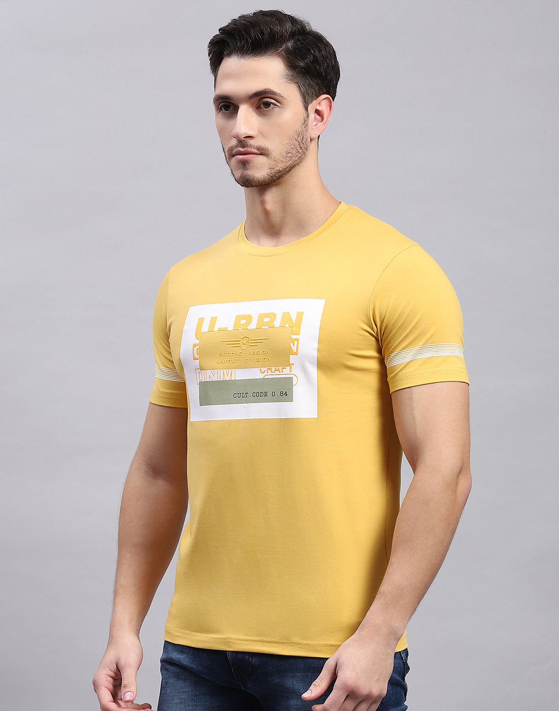 Men Mustard Printed Round Neck Half Sleeve T-Shirt