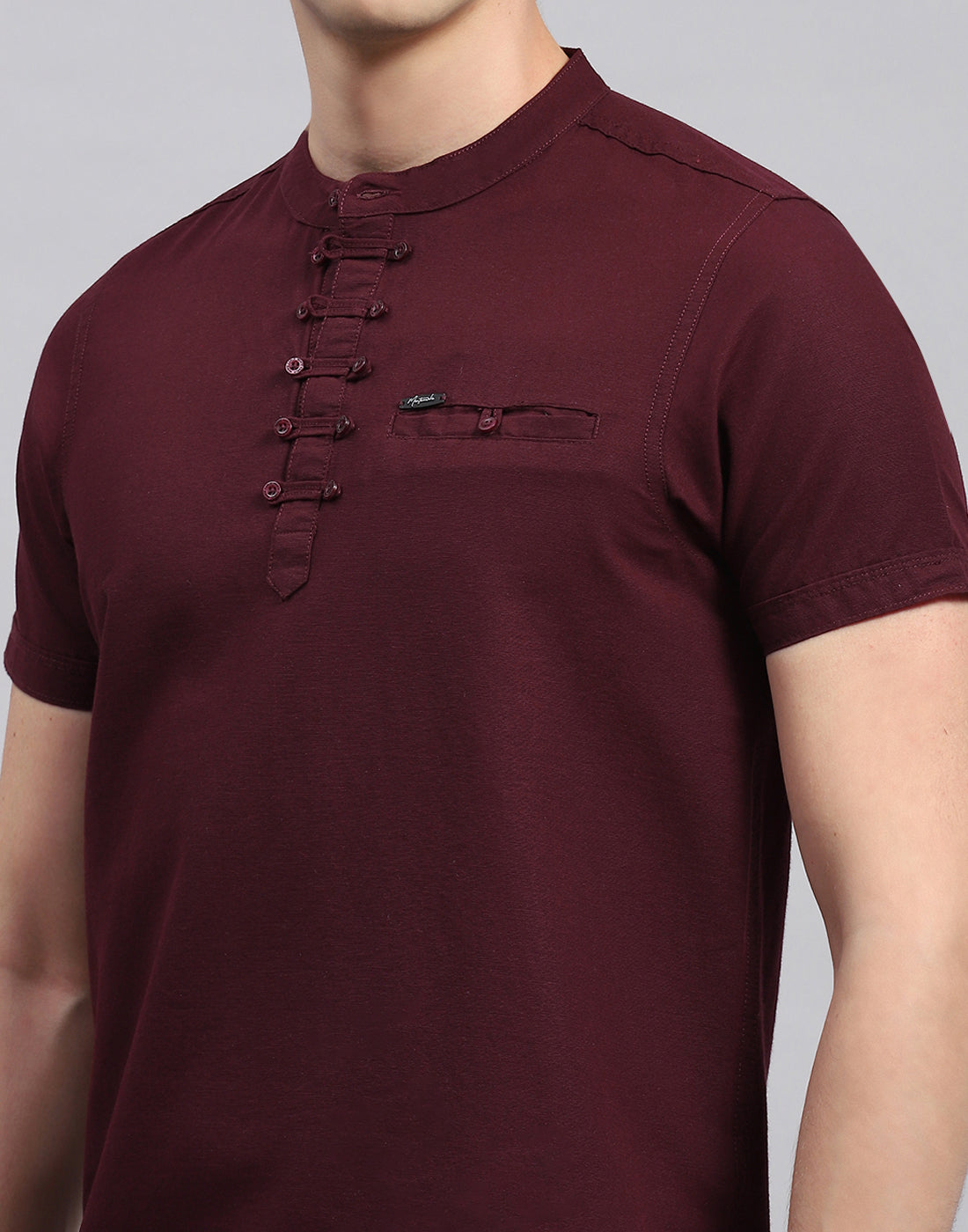 Men Maroon Solid Band Collar Half Sleeve T-Shirt