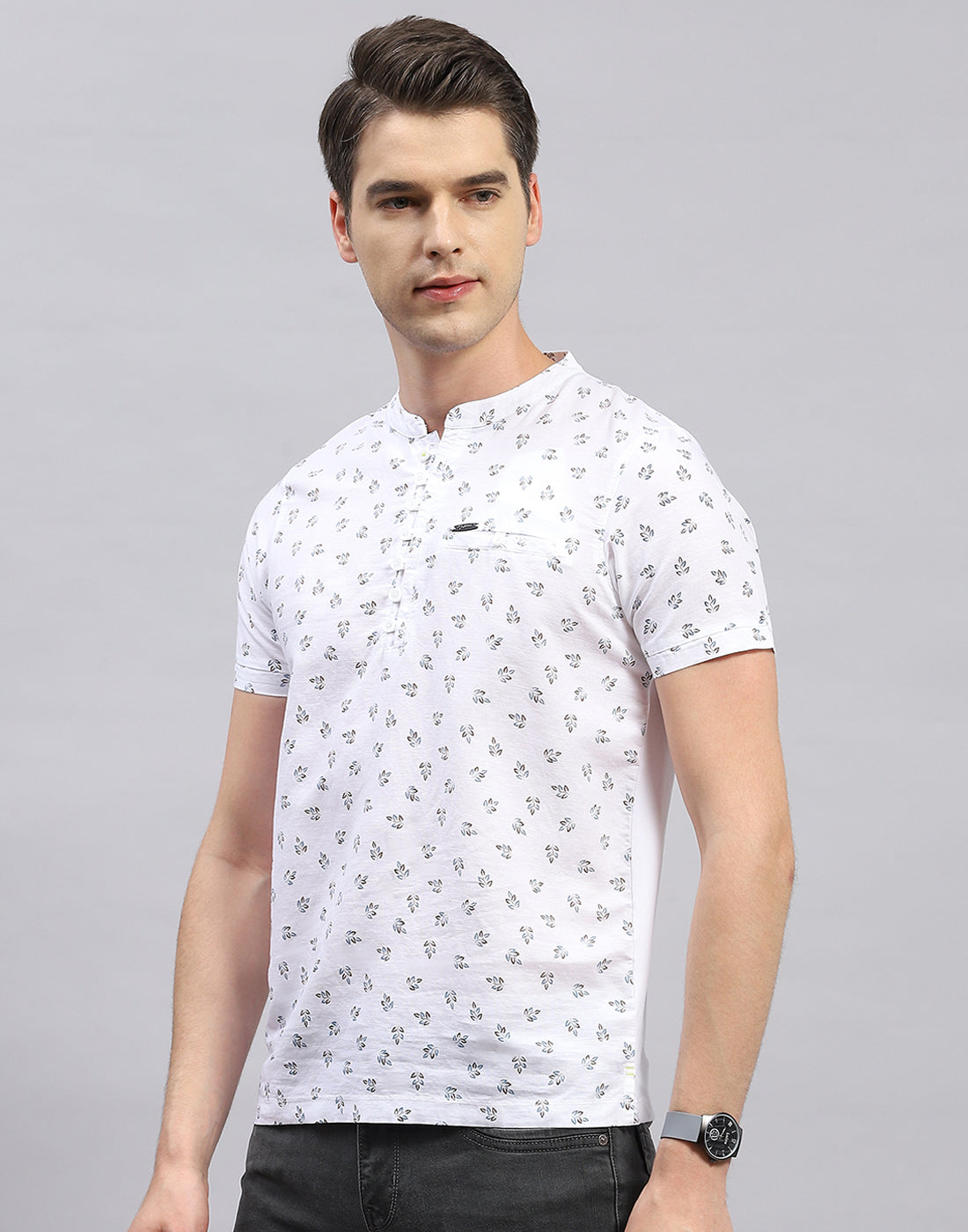 Men White Printed Band Collar Half Sleeve T-Shirt