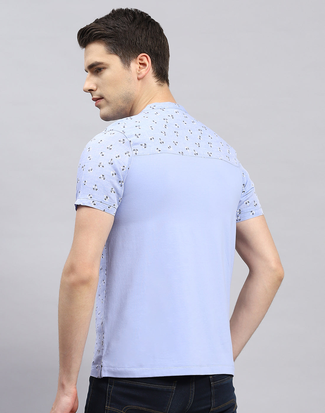 Men Sky Blue Printed Band Collar Half Sleeve T-Shirt