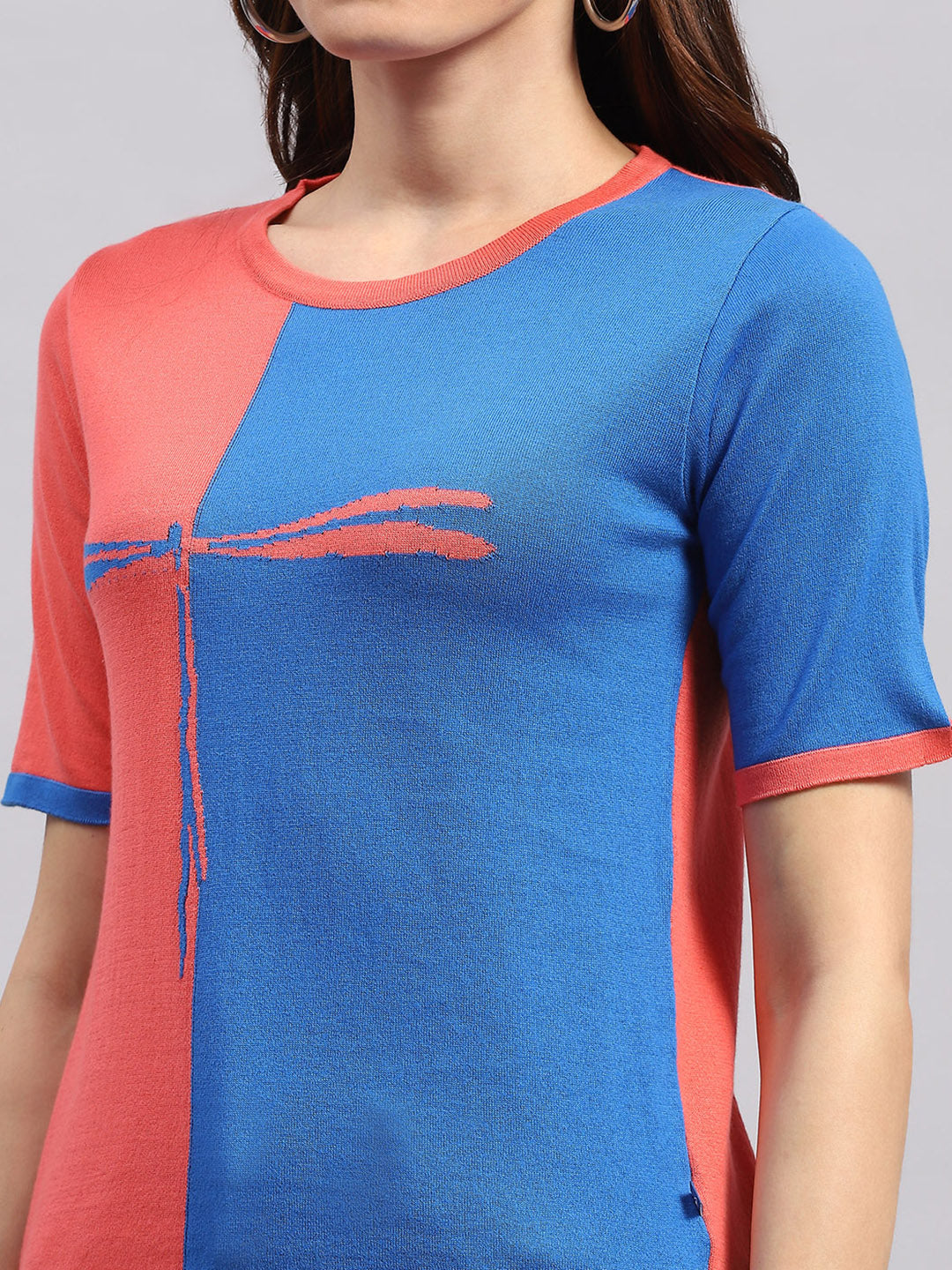 Women Blue & Pink Printed Round Neck Half Sleeve Top