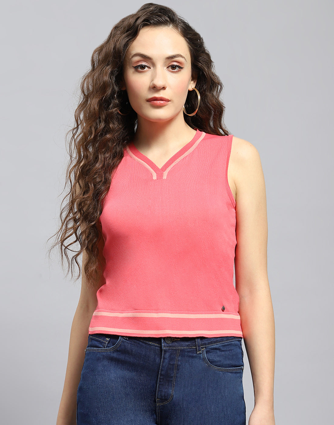 Women Pink Solid V Neck Sleeveless Top