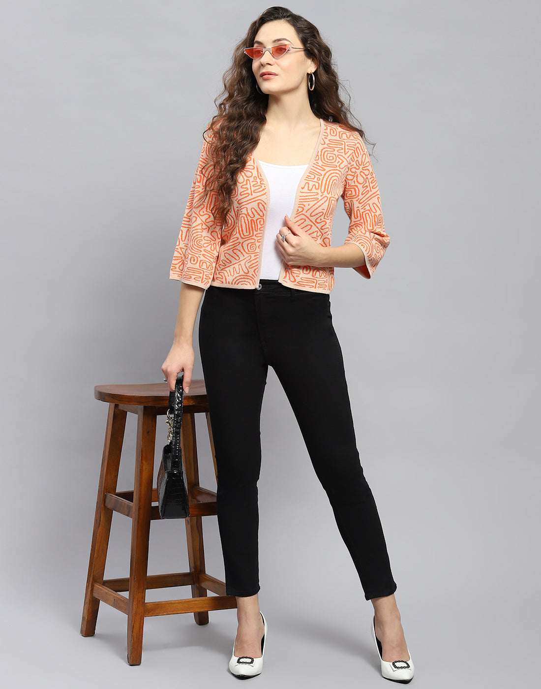 Women Orange Printed V Neck 3/4 Sleeve Shrug