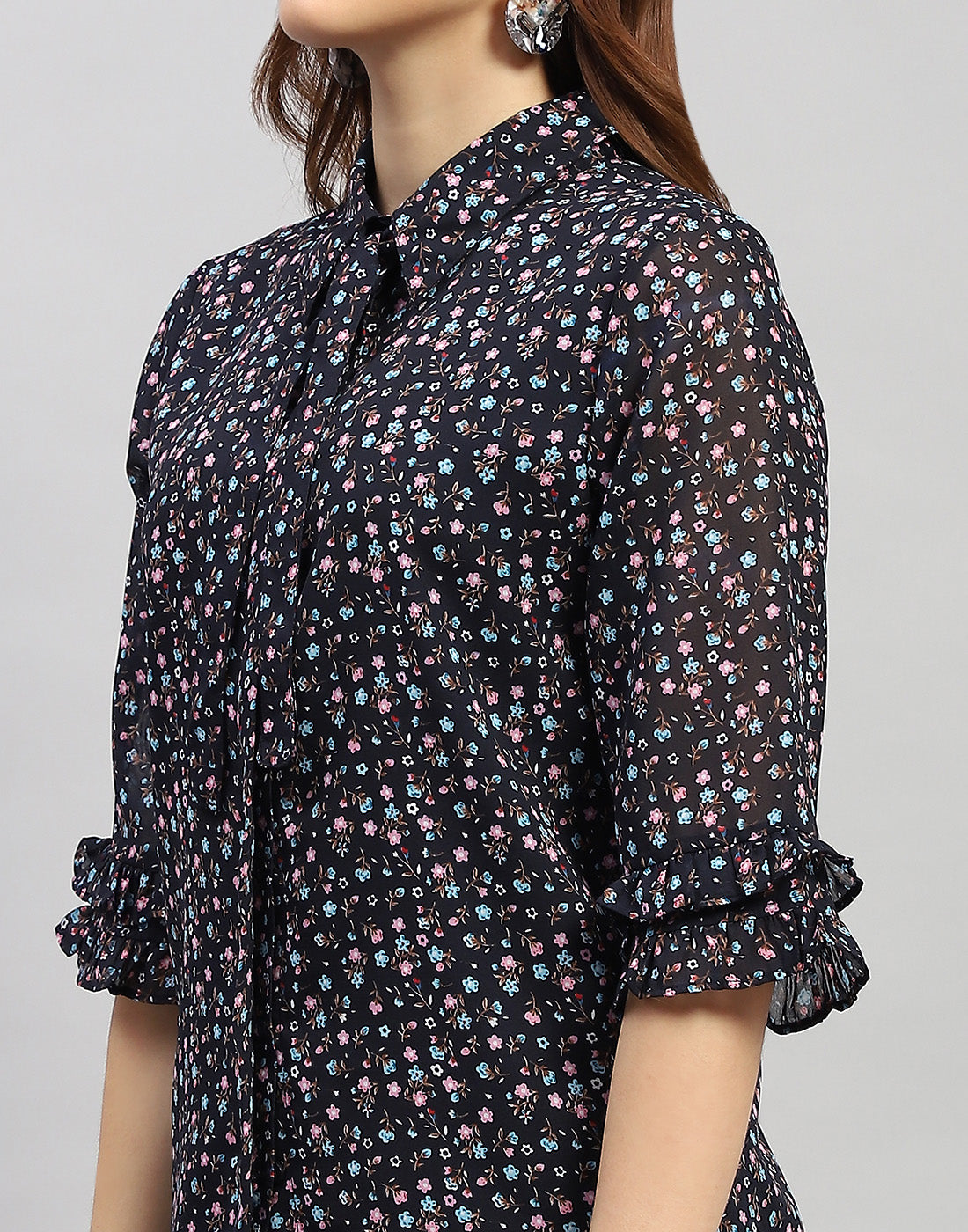 Women Navy Blue Floral Print Collar Neck 3/4 Sleeve Top