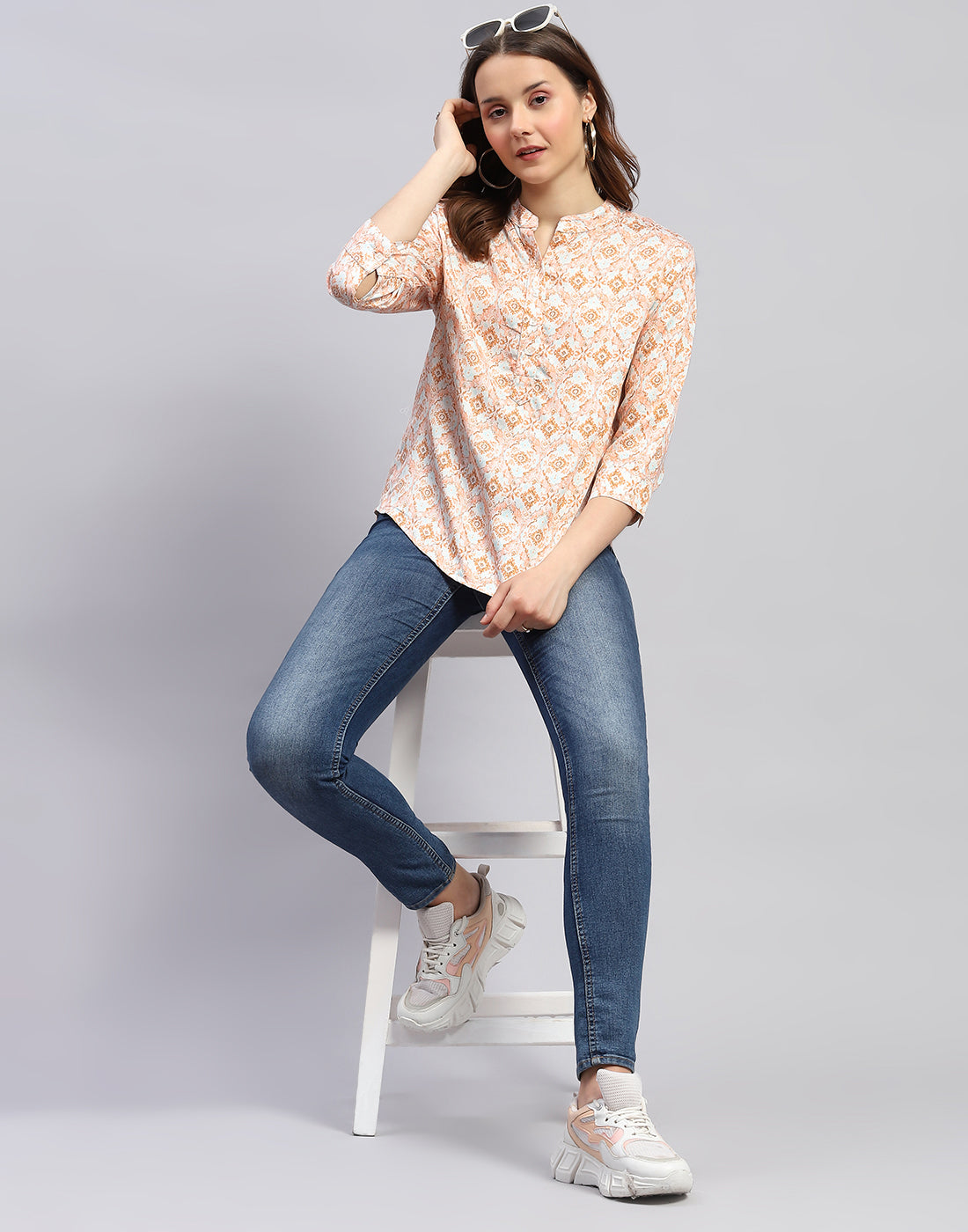 Women Peach Printed Mandarin Neck 3/4 Sleeve Top