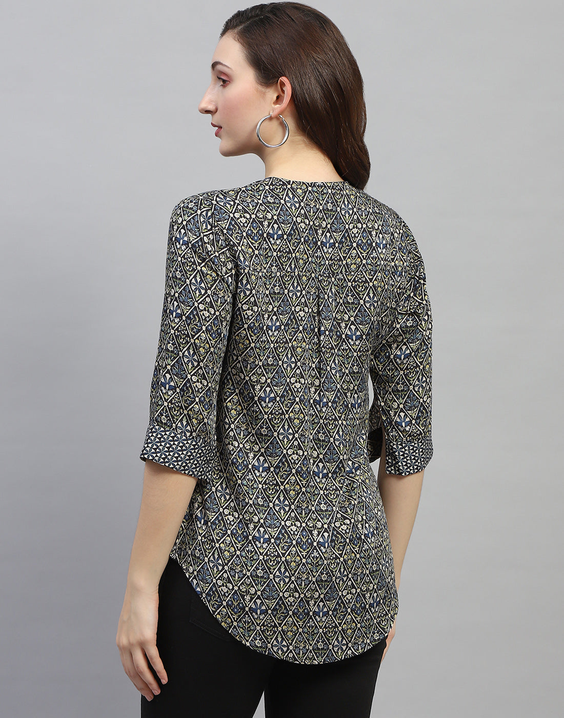 Women Green Printed Collar Neck 3/4 Sleeve Top